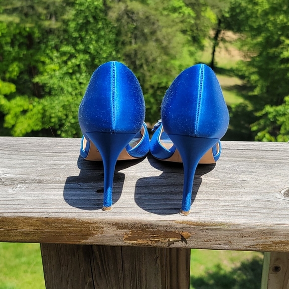 Badgley Mischka Satin Blue Heels with Gorgeous Crystals - Picture 3 of 5
